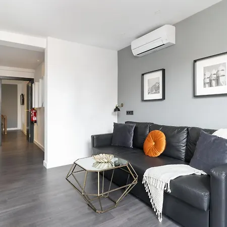 Apartament Tsa La Mare