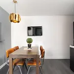 Apartament Tsa La Mare *
